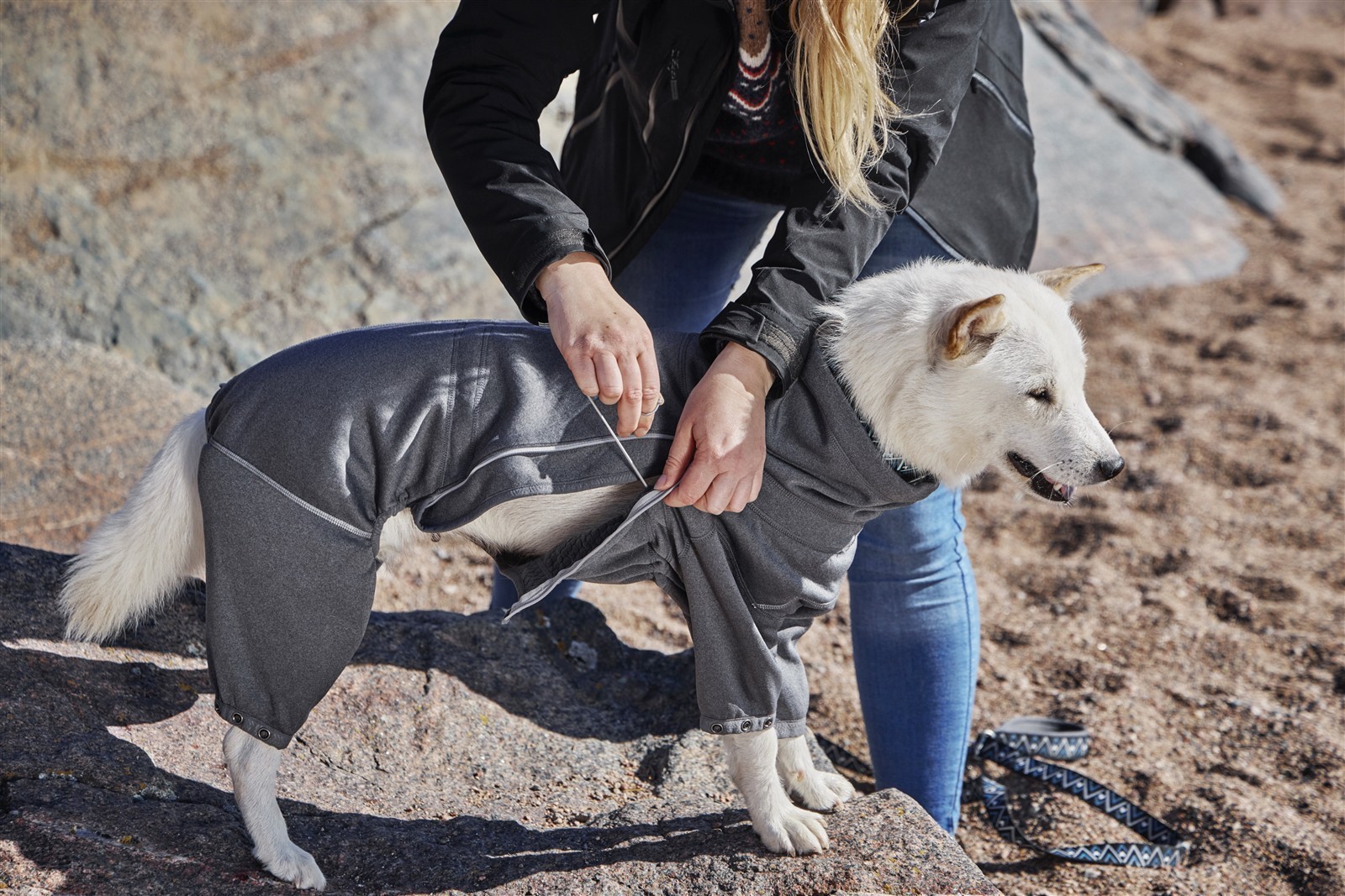 Hurrta® Hunde-Overall Midlayer | blackberry |