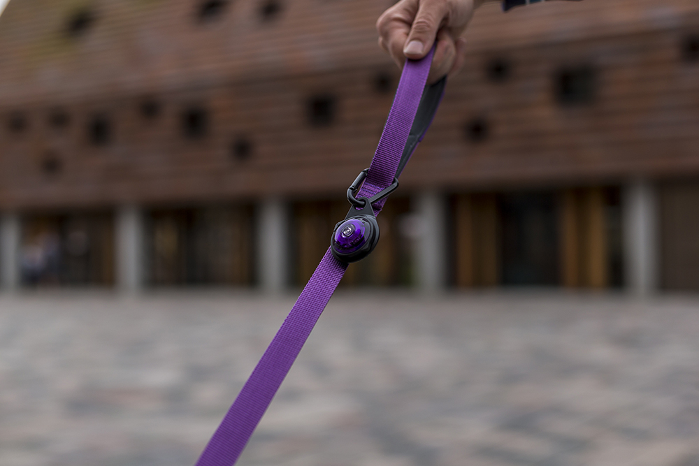 Orbiloc Carabiner – Karabiner-Befestigung für Orbiloc Leuchten an Rucksack, Leine und Geschirr