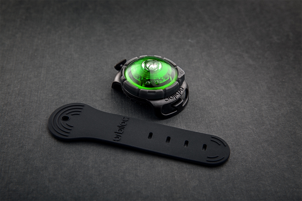 Orbiloc Dog Dual Safety Light – LED-Sicherheitslicht für Hunde, 5 km sichtbar – Grün